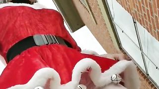Exhibitionist Crystal Encaged Claus, 1