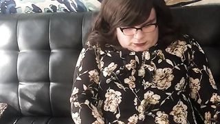 Wild trans damsel rips pantyhose in solo gig: Teaser