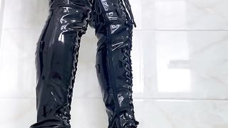 Crossdresser Emo Meow Wanking in 20cm platform footwear