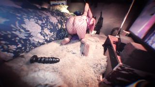 Sissy Caboose Lady Tiffany Ciskiss Demonstrates Off That Bootie