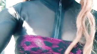 Jizz in a marvelous sundress