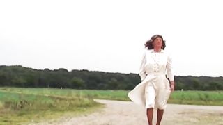 Randy Silk Female On A Windy Day