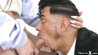 Sorority trans Jade Venus barebacks guy