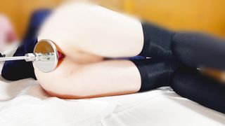 制服 女装オナニー ピストンマシンに気持ちいい所を突かれ続けてトコロテン