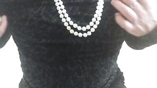 Sissy Cindy guzzles jism