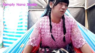 FN040 I'm practising the choreography before the real thing