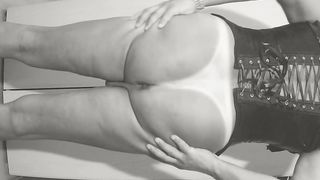 CD Transgirl Selena spreds her enormous Booty