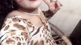 Crossdresser indo leopard luxurious garb onanism