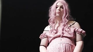 Sissy juvia jolie nearly got caught draining in public on a teach Station