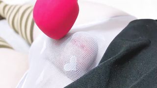 Close Up Money-Shot2