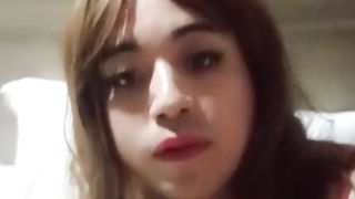 Snow White plays with her fuckpole