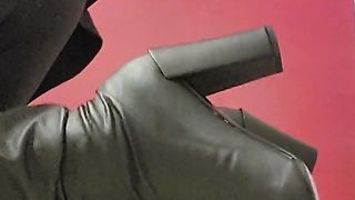 Cuddling in stretch pants and footwear