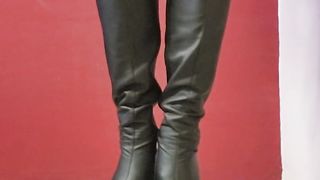 Hj and jism in stretch pants and shoes