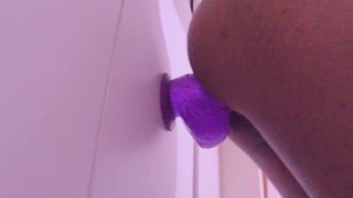 This faux-cock is spreading my booty, i can't hold it!!