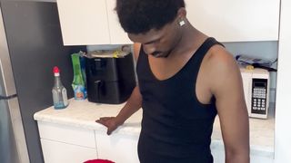 TRANSSEXUAL Mouth is Always Finer In the Kitchen onlyfans alexiakessel1