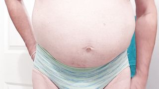 Convenient undetected gauze wedge