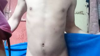 Naligo ang stunning nga si Reyna