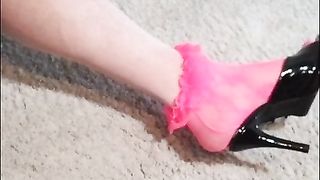 Amateur Crossdresser in Pink and White Lingerie