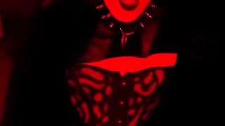 Black Skull- Syn Thetic Heads Rock-Hard With The Dark Basement Vibe 480