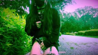 Electrified current, Iramask and stimulates in the park during the day