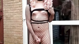 Aimees garden masturbate