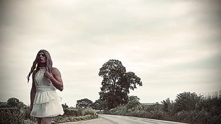 Sissy Platinum-Blonde showing