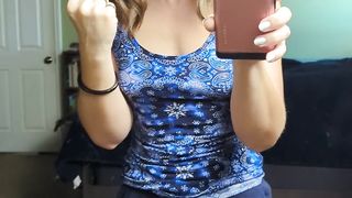 Linzy19 Flashing Titties Chatting Supermarket