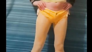 My favorite colour is yellow so I made a compilation in my yellow cutoffs yellow high-heeled slippers and pantyhose