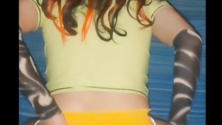 Pantihose off and in my black and yellow stocking and lil yellow cutoffs up my arse