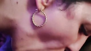 Travesti Recebe esperma sem camisinha, sexo rectal e oral pleasure com moreno brasileiro