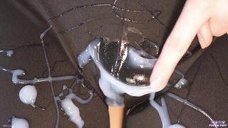 Lubricated up my leggins and make cameltoy moist and dirty