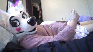 Floofy Bottom Faps Off