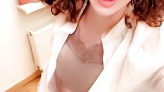 Джессика Мун засветила свой болт