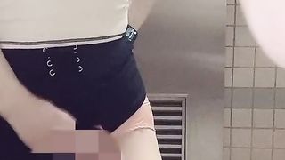 [BigDick] Asian she-male Mass Ejaculation myself wank in the public rest room.