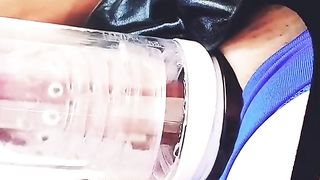 Trapito masturbandose