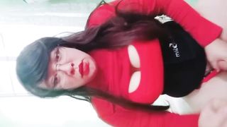 t-model nutting inwards in costume play of vilma dinkley (scobby doo)