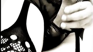 A straw in antique format