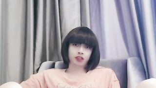 【Shemale】Ting Xuan milked near of the motel windows