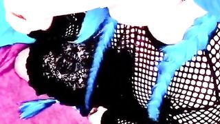 Jinx femboy deepthroating a faux-cock while jacking