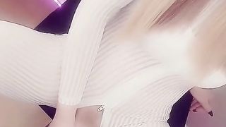 Giant Lollipop She-Creature Masturbates Her ginormous Beefstick and Mushroom Head