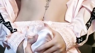 Trans swelling Arriving at our rendezvous like this