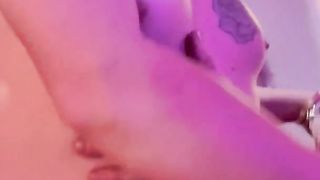 Killer T-Dame Rails my Giant white fuckpole