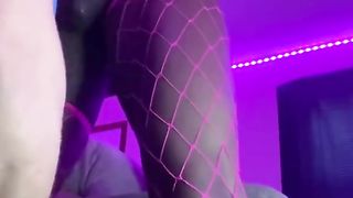 Feeding Time Serena Gives TGIF Suck Sesh