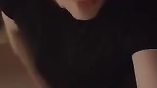 Trans Mandy will endlich entjungfert werden