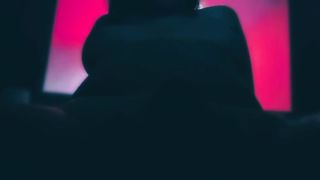 Vanessa Findomme introduces front side