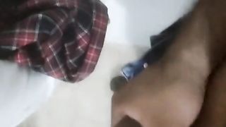 Gei no sensei wa kare no gakusei ni kare no o shiri o basuto suru yō ni tanomu