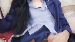 Chinese Crossdresser masturbasi In work clothes