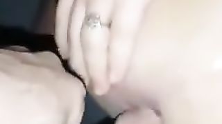 me vio y no se aguanta cogerme a pelo.