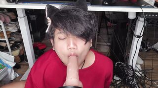 [4K] Lovely Femboy Fellates Your Fuckpole While You Game. JIZZ IN THROAT!!!