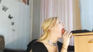 Fashionable she-creature in the hunt for spear